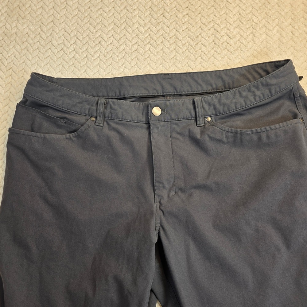 Lululemon ABC Pant Classic Warpstreme Dark Charcoal Gray Mens Size 38x26 - Picture 5 of 8